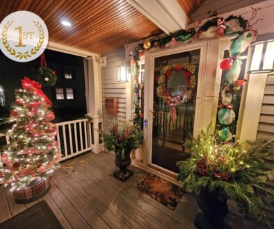 HHS Door Decor FIRST PLACE 2_with Badge